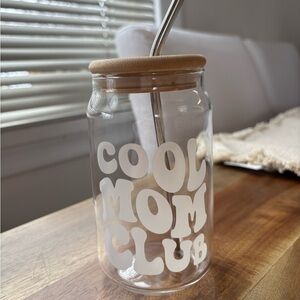 Cool mom club glass cup